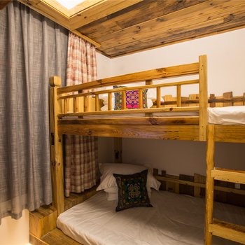 张家界虫二客栈酒店提供图片