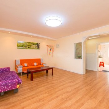 青岛石老人浴场三居室温馨家庭公寓（原石老人温馨家园家庭公寓）酒店提供图片