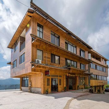 龙胜龙脊云山居酒店