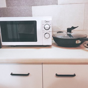 重庆无岸南滨路两江交汇近解放碑灰白空间普通公寓酒店提供图片