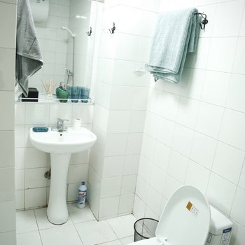 重庆上下集普通公寓酒店提供图片