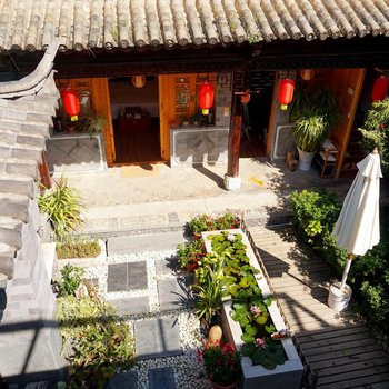 大理古城才村码头半舍．闲居