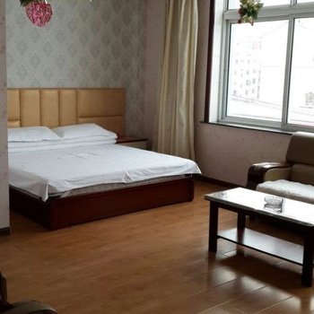 辽阳丽舍居隆商务旅馆
