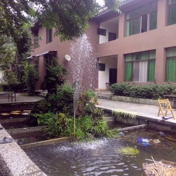 都江堰虹口石磊山庄