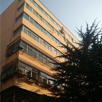 一家亲家庭公寓(兰州省人民医院店)