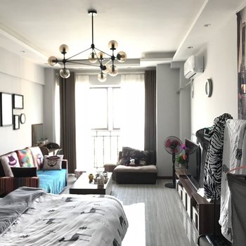 重庆邂舍民宿(南北大道店)酒店提供图片