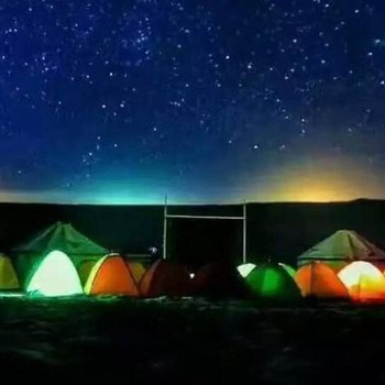 敦煌梦幻星空沙漠露营基地