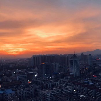 我很好心脏能跳也能笑公寓(平顶山开源路店)酒店提供图片