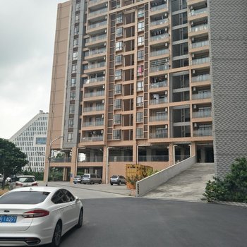广州广州东晓南晓港湾温馨大房普通公寓(红卫路店)酒店提供图片
