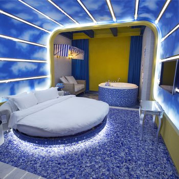 天鹅恋情侣主题酒店(西安小寨店)酒店提供图片