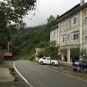 彭州凤鸣湖畔