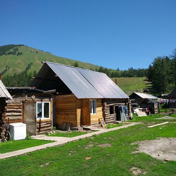 喀纳斯哈力山庄酒店提供图片