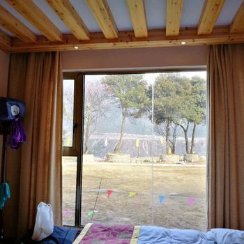 米林索松山居
