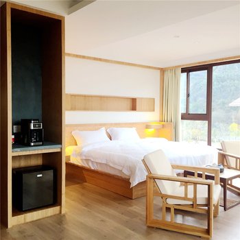 武夷山六悦山溪竹主题设计酒店酒店提供图片