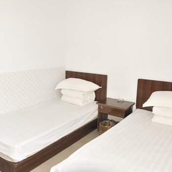 �е��ÿͱ��ݾƵ��ṩͼƬ