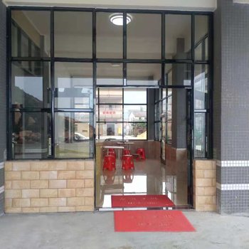 台山亲浪度假旅店