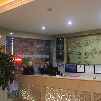 甘南九色饭店酒店提供图片