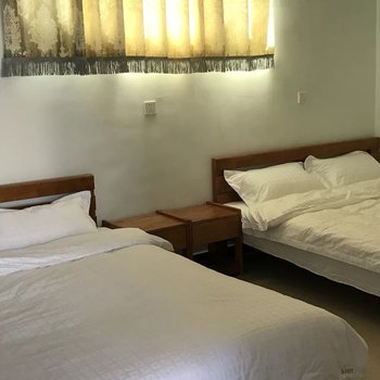 云峰山亚方农家院