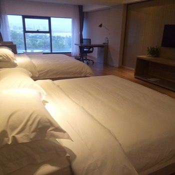 青岛假日之旅度假公寓(两河路站分店)酒店提供图片