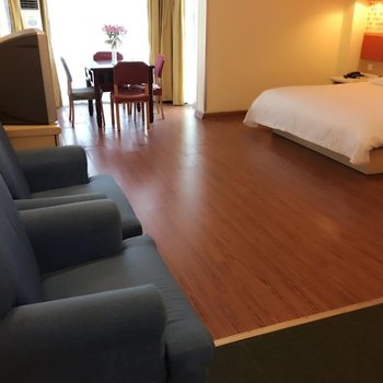 如家快捷酒店(常州兰陵九洲新世界中天体育馆店)(原常州兰陵九州新世界店)酒店提供图片