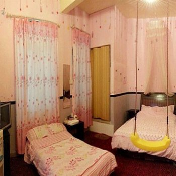 广州大学城北亭主题小屋