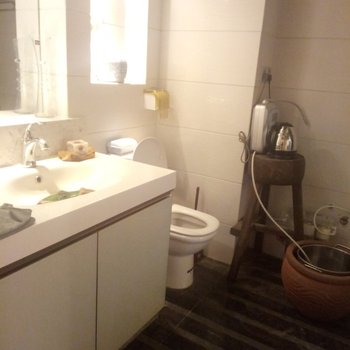 广州小雪花ym复式酒店提供图片