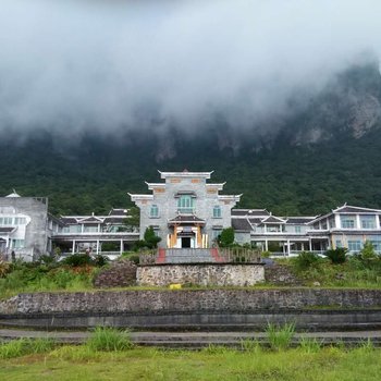 来宾圣堂山庄