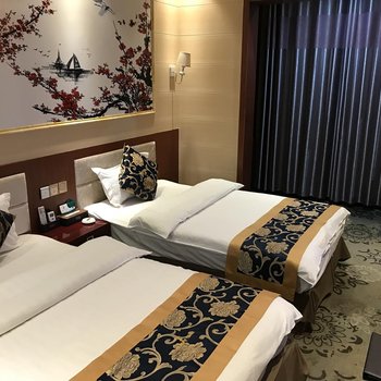 沿河卡斯特酒店