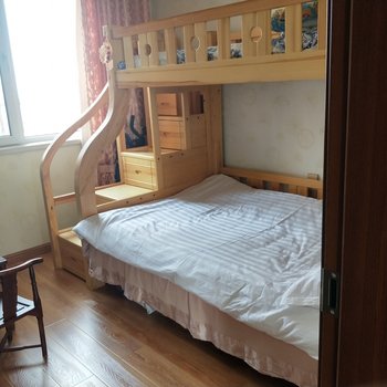 洋洋海景公寓(东戴河美和园公园店)