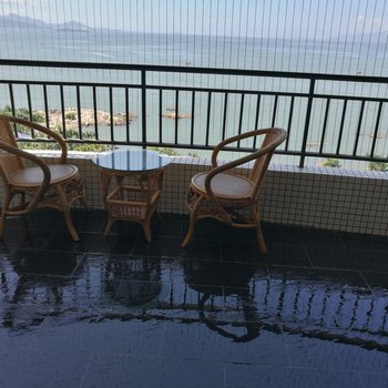 惠州十里银滩豪华海景公寓(金海岸商业街店)