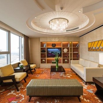 上海颖奕皇冠假日酒店酒店提供图片