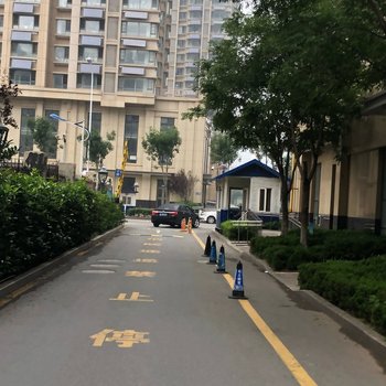 日照艾丽莎a公寓(日照北路分店)