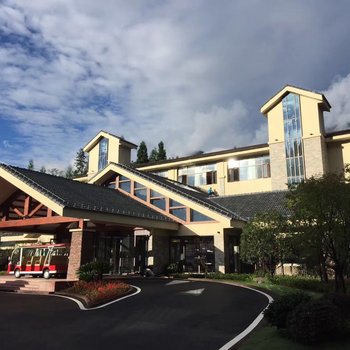 洪雅岷江东湖·瓦屋山居度假酒店