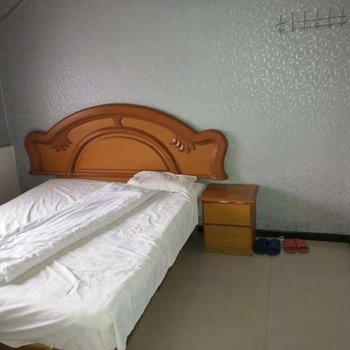 通辽金秋客栈