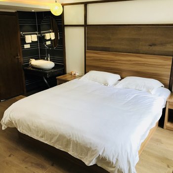 芝兰之舍客栈(宜兴西街村店)