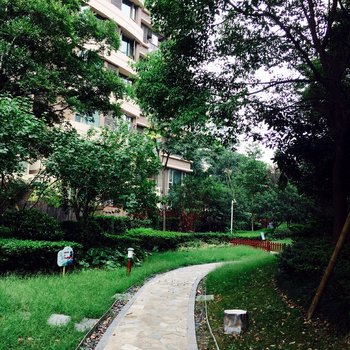 上海摩登家庭普通公寓酒店提供图片