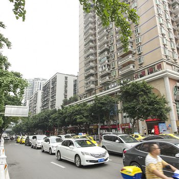 重庆林子余特色民宿(松牌路分店)酒店提供图片
