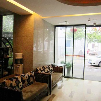 长沙市岳麓区公证处 (枫林一路)附近酒店,长沙