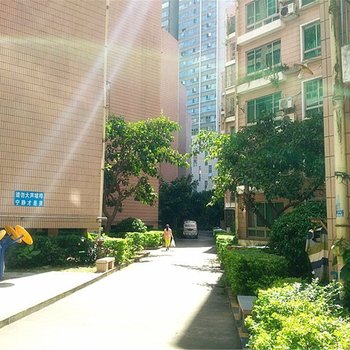 深圳光影驿途客栈