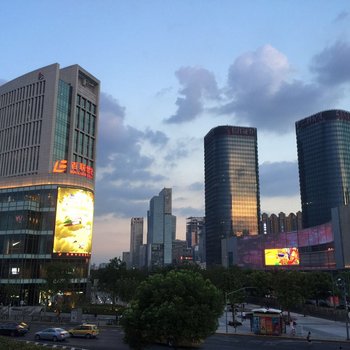 上海笑一笑公寓酒店提供图片