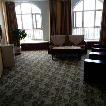 隆化煌庭商务酒店酒店提供图片