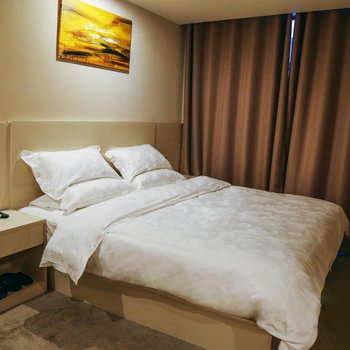 上饶亚丁-阿尔法酒店酒店提供图片