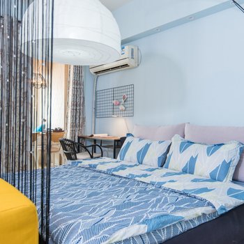 重庆Yvonne特色民宿(轨道嘉州恒大中渝广场站分店)酒店提供图片