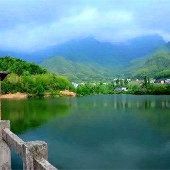 武功山龙门山庄