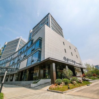 南京仙林大学城生创园亚朵酒店