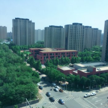 北京榕树公馆后现代城店酒店提供图片