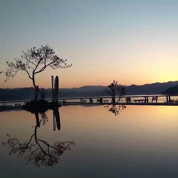 泸沽湖逸水云缦酒店
