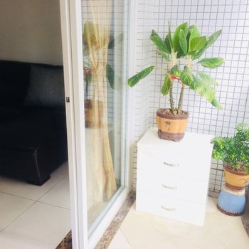 广州广州郁金香民宿(昌岗路口店)酒店提供图片