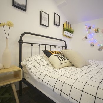 上海上海小鱼家复式(石门一路店)酒店提供图片