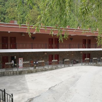 茂县山水里休闲康养基地